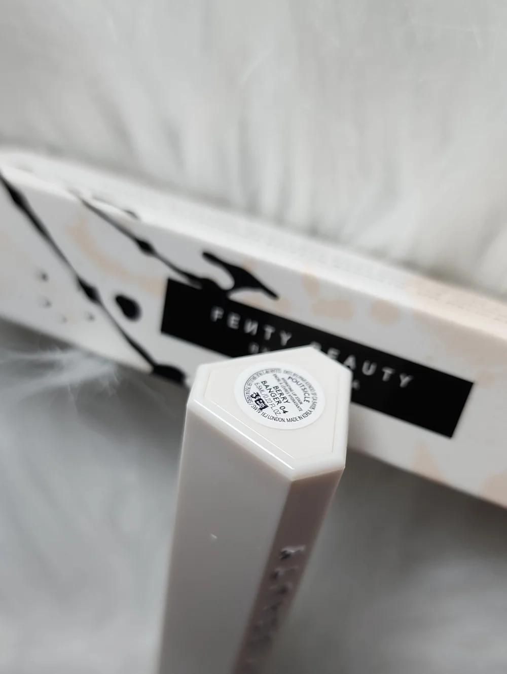 Fenty Beauty by Rihanna Poutsicle Hydrating Lip Stain Berry Banger NIB